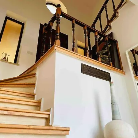 Villa Tarihin Icin'de Enfes